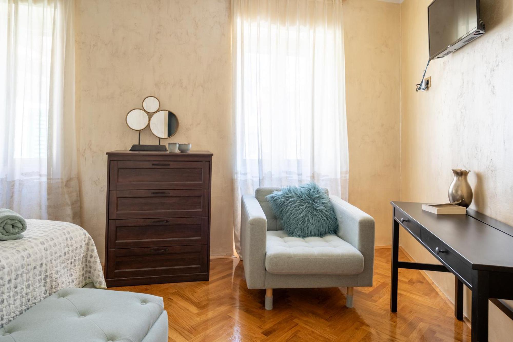 Central Apartments Circolo Rovinj Luaran gambar